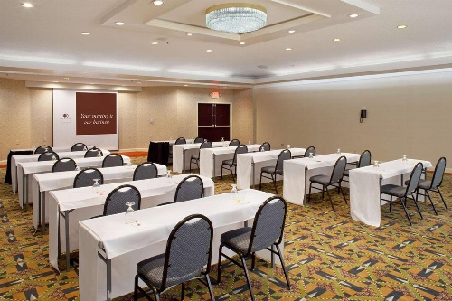 DoubleTree By Hilton Hotel Fayetteville image 4
